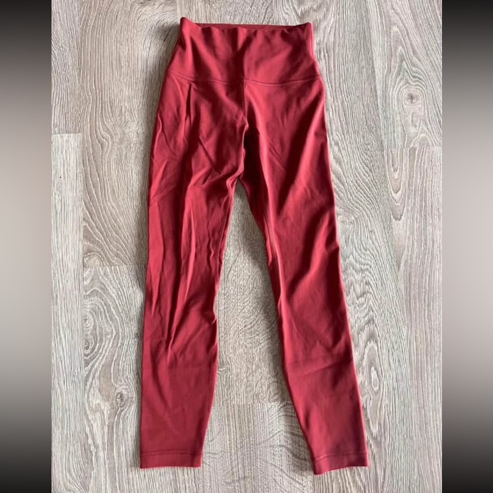 Lululemon Align 25” High Rise Women’s Leggings, Size 4
